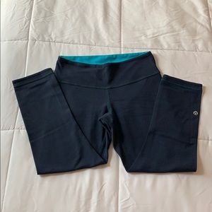 Lululemon reversible size 6 pants (Navy/Teal)